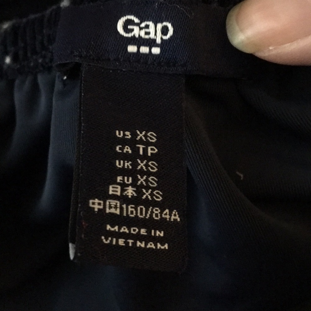 GAP/ top - Picture 3 of 4